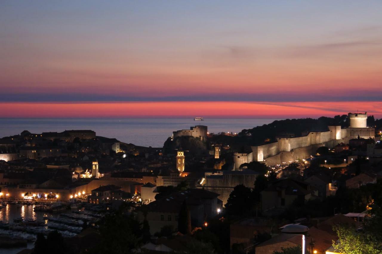 Two-Bedroom Apartment "Belvedere Dubrovnik" - Old Town And Sea Views エクステリア 写真