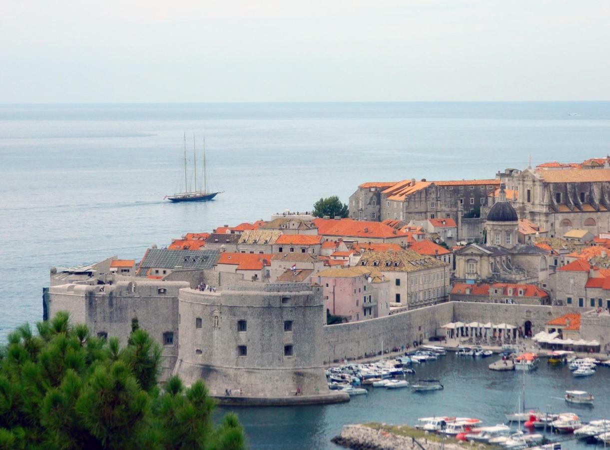 Two-Bedroom Apartment "Belvedere Dubrovnik" - Old Town And Sea Views エクステリア 写真